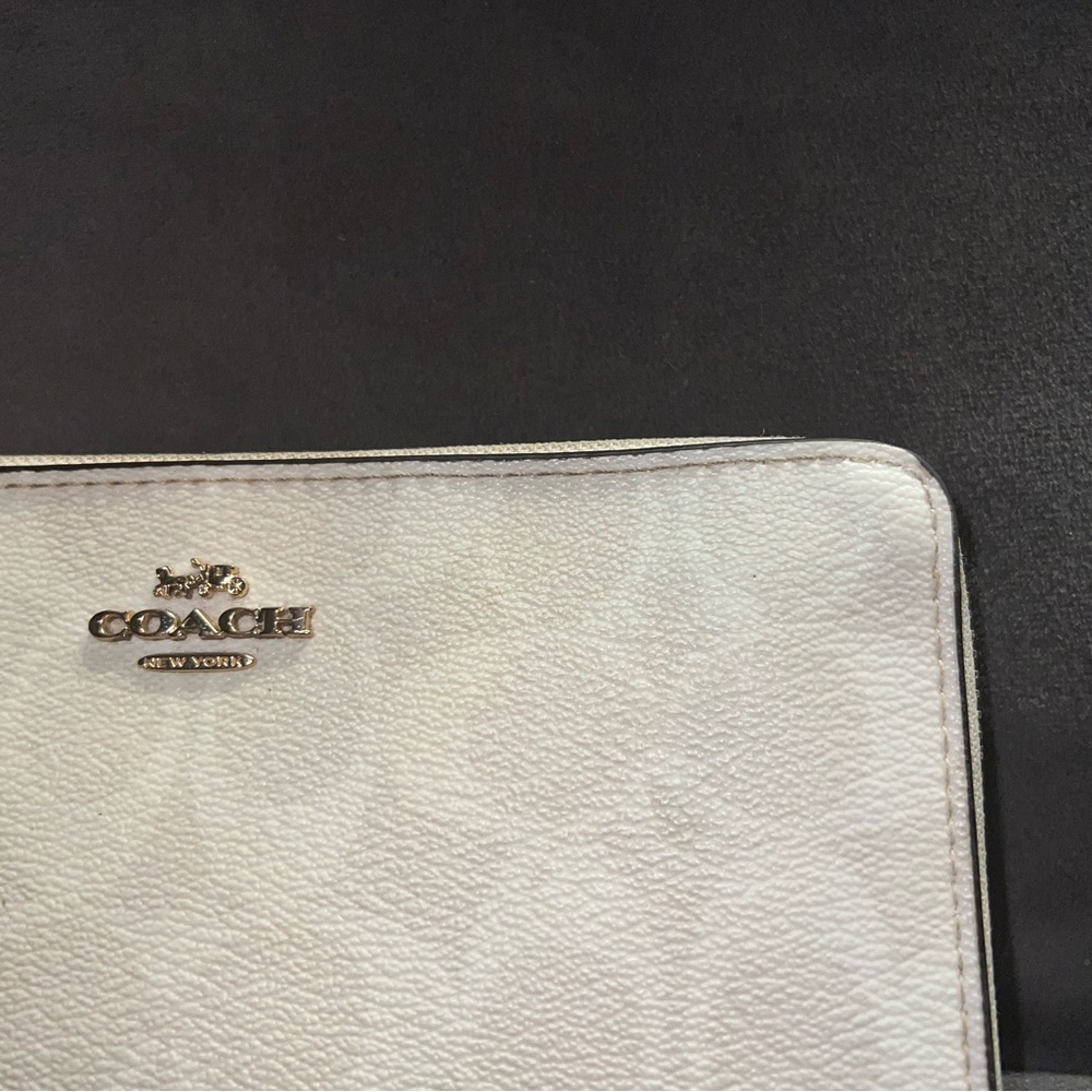 Coach Wallet - Picture 4 of 10